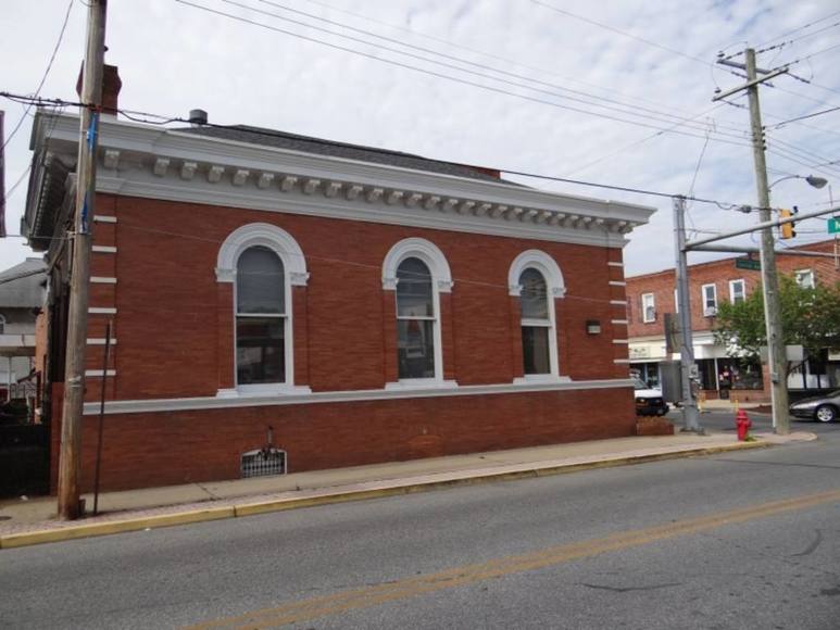 RETAIL BANK BUILDING in FEDERALSBURG, ONLY AUCTION!!