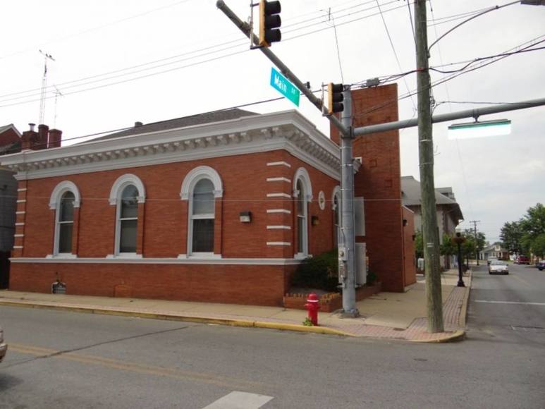 RETAIL BANK BUILDING in FEDERALSBURG, ONLY AUCTION!!