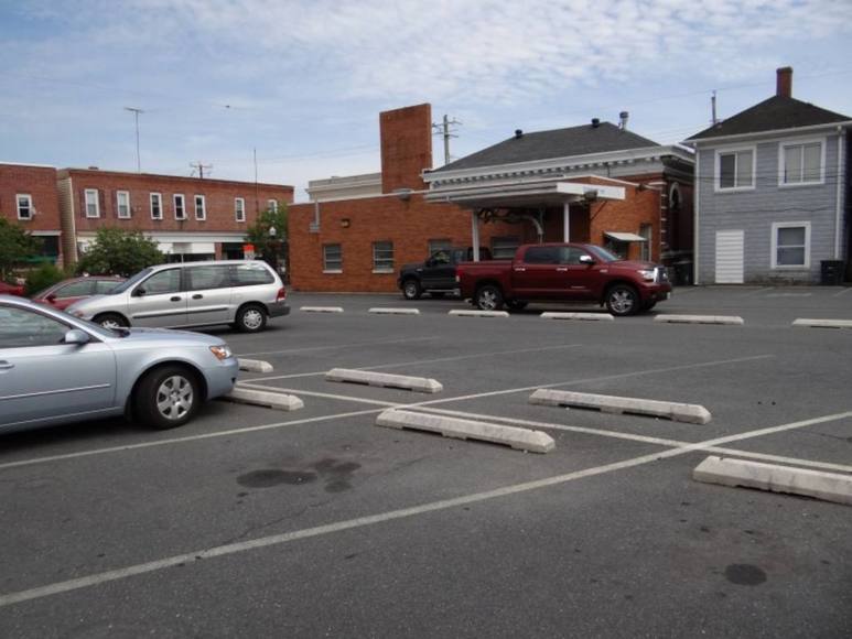 Image for RETAIL BANK BUILDING in FEDERALSBURG, MD--ONLINE ONLY AUCTION!!