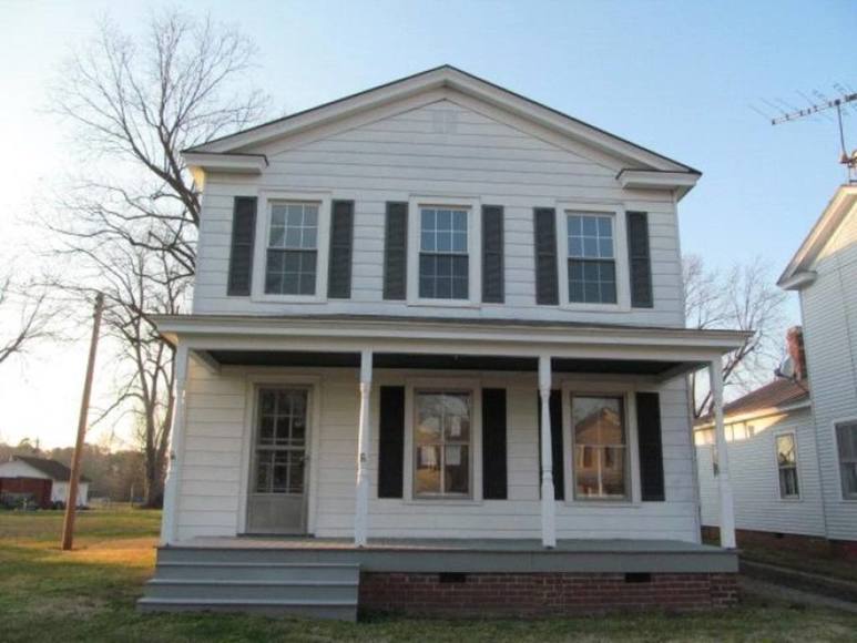 Image for 7 HOMES THROUGHOUT VIRGINIA