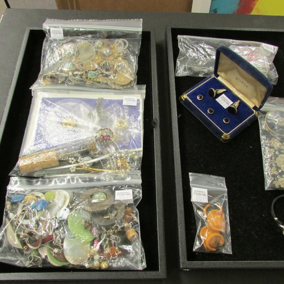 Image for Gallery/Estate Auction 9-14-17