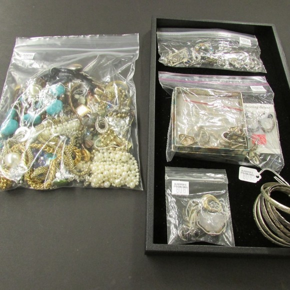 Image for Gallery/Estate Auction 9-14-17