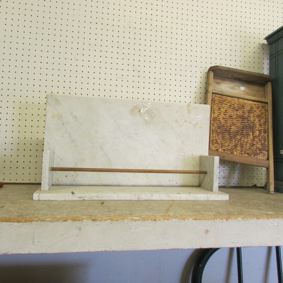 Image for Gallery/Estate Auction 9-14-17