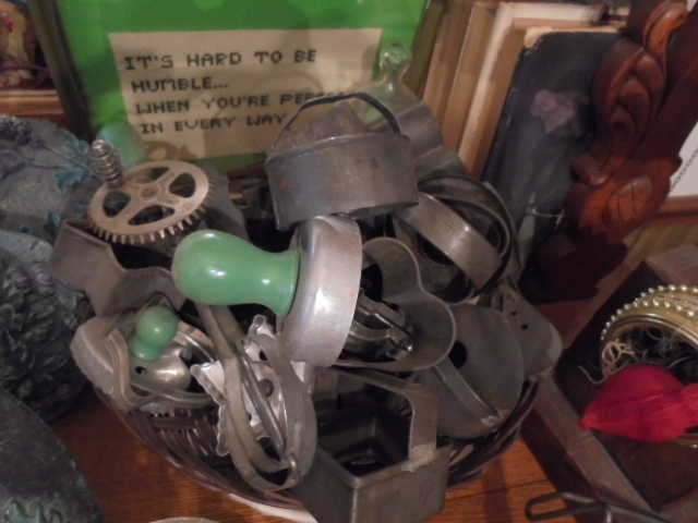 Image for PERSONAL PROPERTY & ANTIQUE ESTATE AUCTION