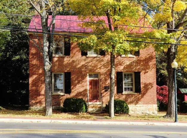 284 S Main Mocksville, NC