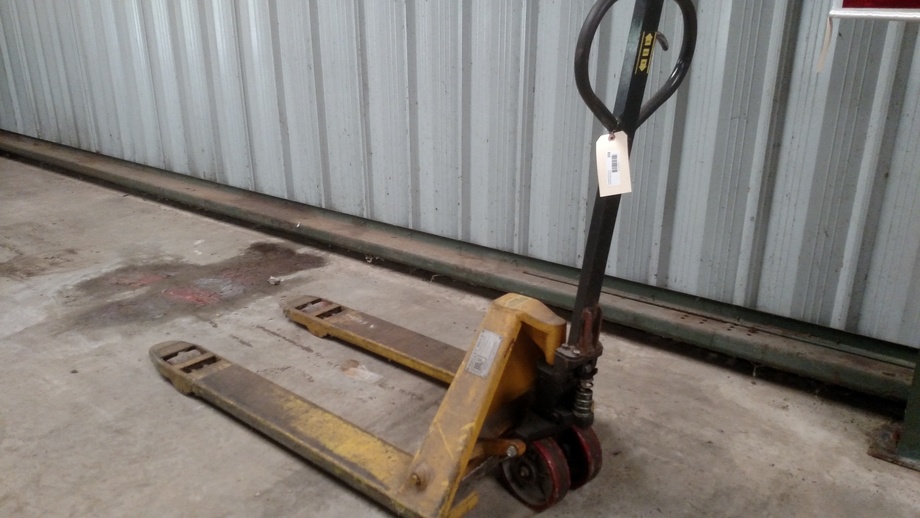 Brown Warehouse Auction