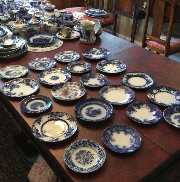 Image for Gallery/Estate and Train Auction: 10-12-17