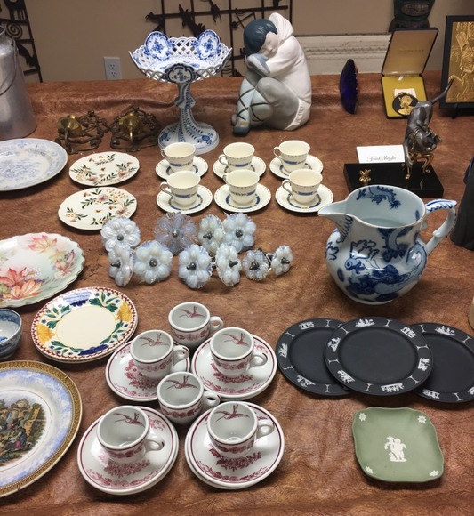 Image for Gallery/Estate and Train Auction: 10-12-17