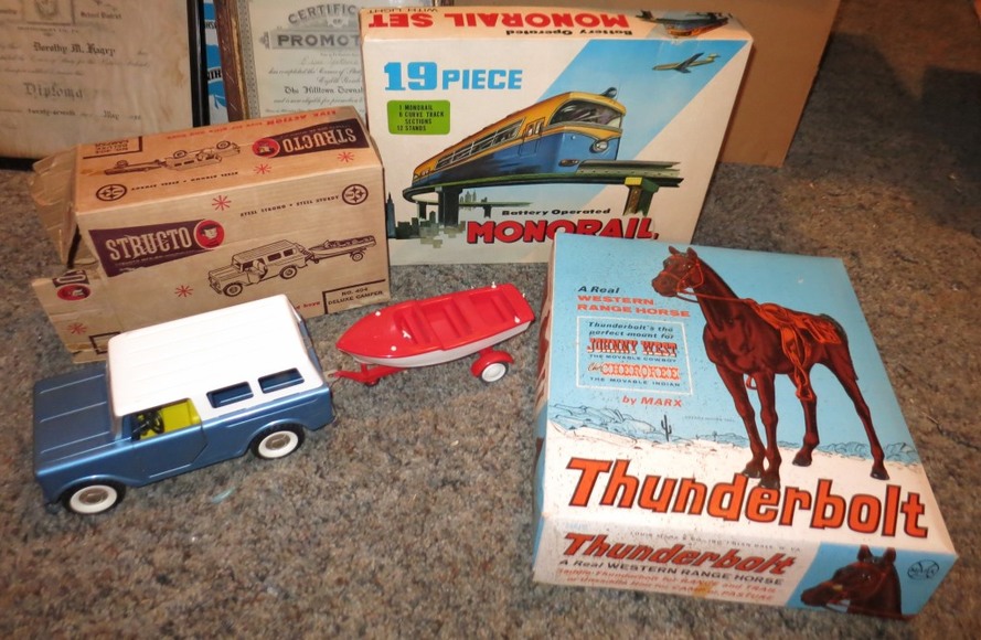 Image for Gallery/Estate and Train Auction: 10-12-17