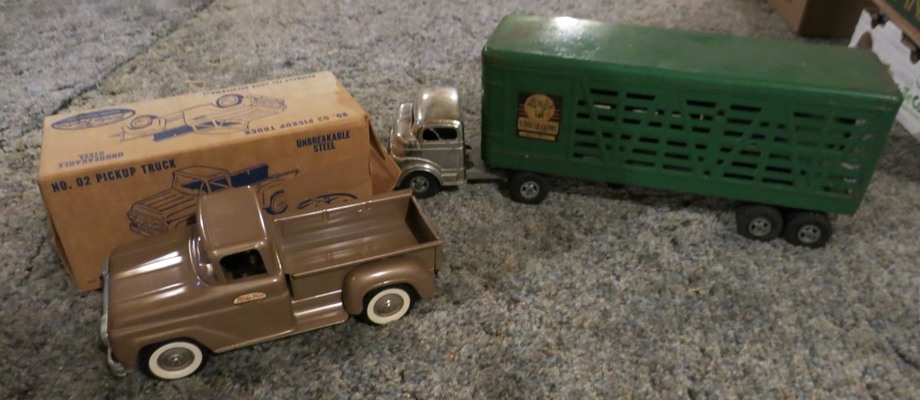 Image for Gallery/Estate and Train Auction: 10-12-17