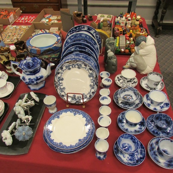 Image for Gallery/Estate and Train Auction: 10-12-17