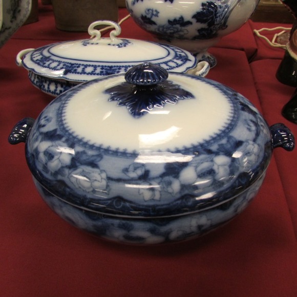 Image for Gallery/Estate and Train Auction: 10-12-17