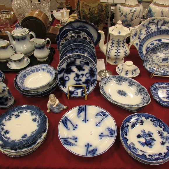 Image for Gallery/Estate and Train Auction: 10-12-17