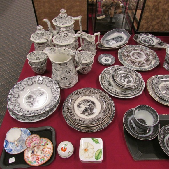 Image for Gallery/Estate and Train Auction: 10-12-17