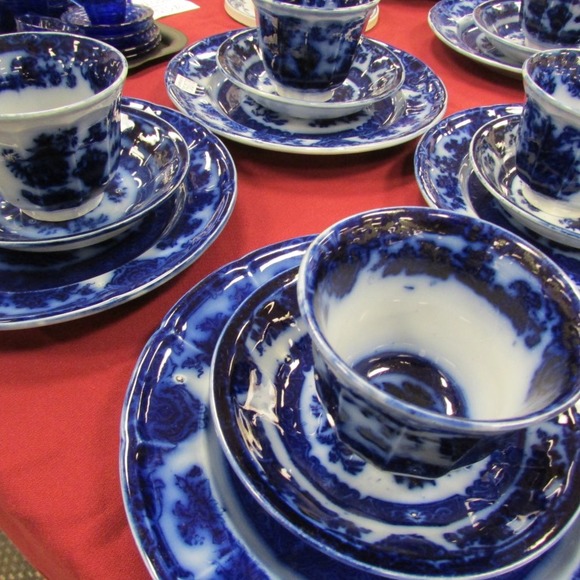 Image for Gallery/Estate and Train Auction: 10-12-17