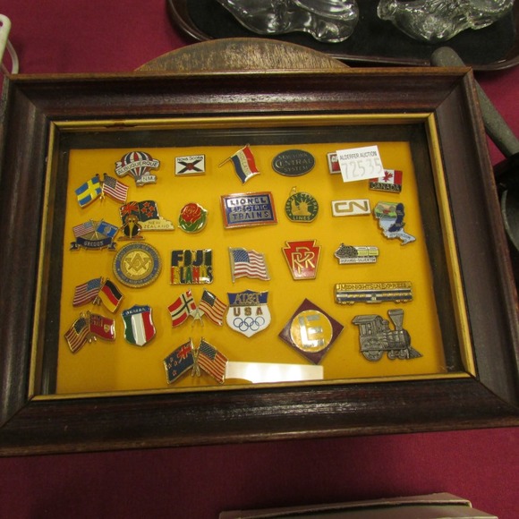 Image for Gallery/Estate and Train Auction: 10-12-17