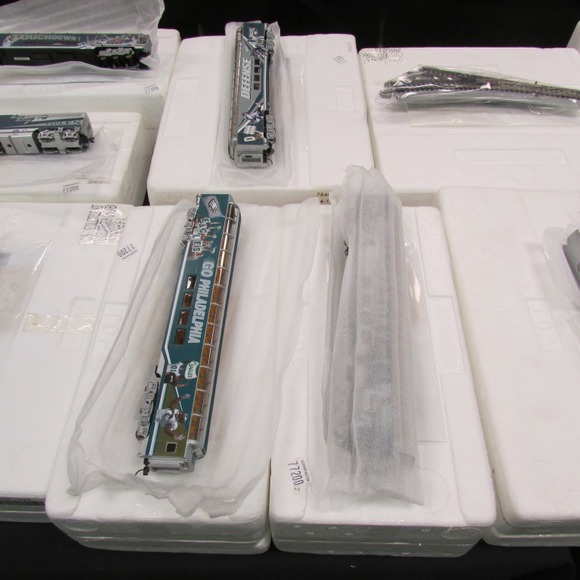 Image for Gallery/Estate and Train Auction: 10-12-17