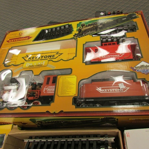 Image for Gallery/Estate and Train Auction: 10-12-17