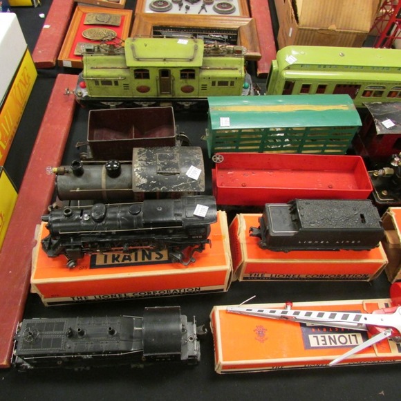 Image for Gallery/Estate and Train Auction: 10-12-17