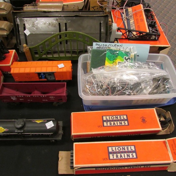 Image for Gallery/Estate and Train Auction: 10-12-17