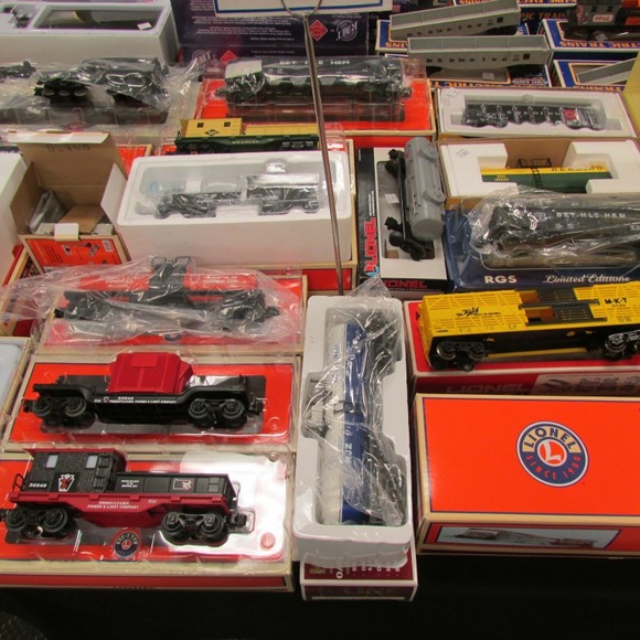 Image for Gallery/Estate and Train Auction: 10-12-17