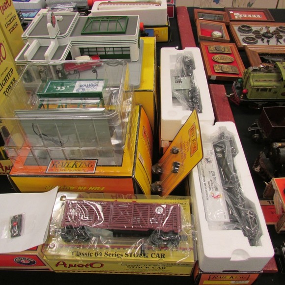 Image for Gallery/Estate and Train Auction: 10-12-17