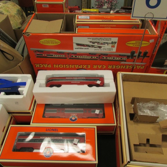 Image for Gallery/Estate and Train Auction: 10-12-17