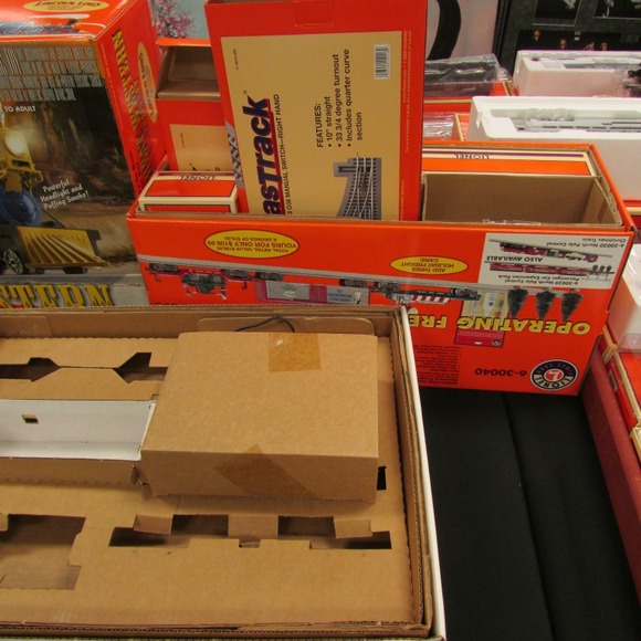 Image for Gallery/Estate and Train Auction: 10-12-17