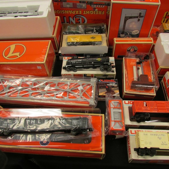 Image for Gallery/Estate and Train Auction: 10-12-17