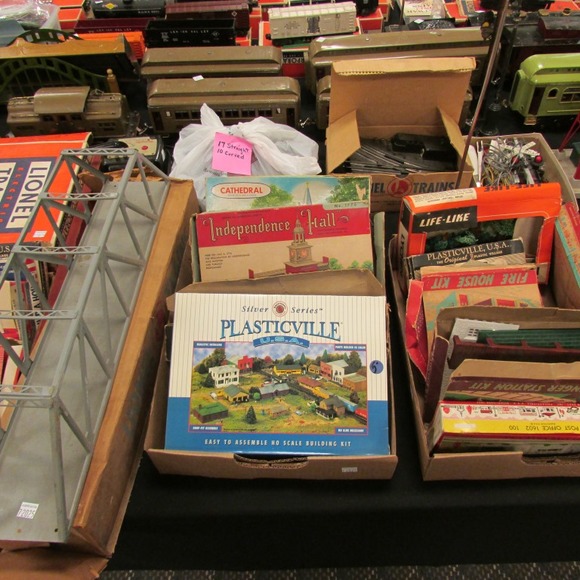 Image for Gallery/Estate and Train Auction: 10-12-17