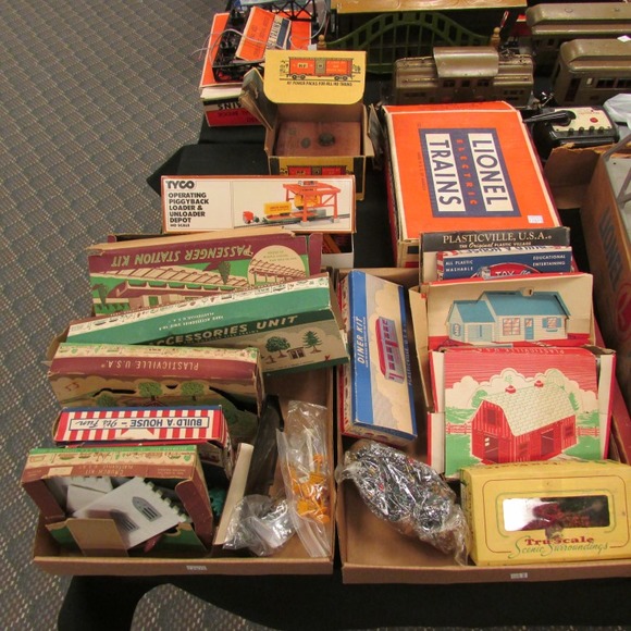 Image for Gallery/Estate and Train Auction: 10-12-17