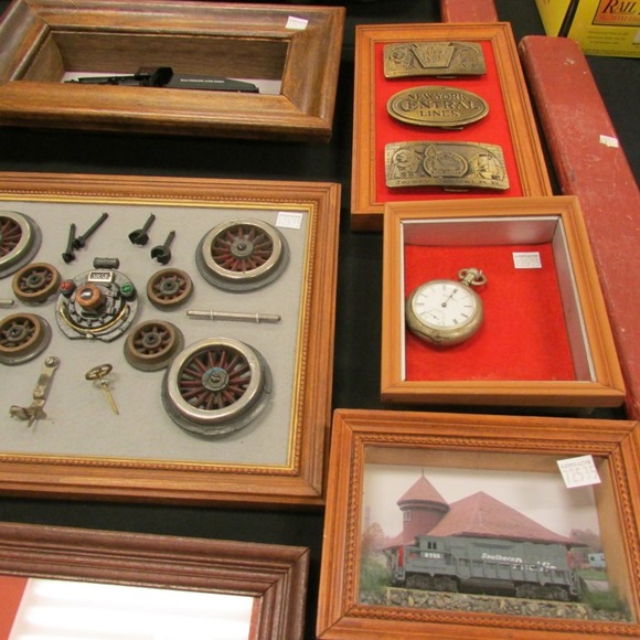 Image for Gallery/Estate and Train Auction: 10-12-17