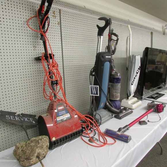 Image for Gallery/Estate and Train Auction: 10-12-17