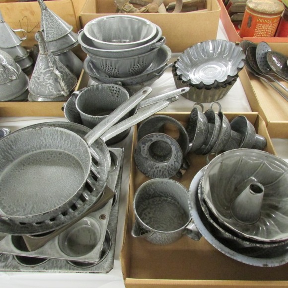 Image for Gallery/Estate and Train Auction: 10-12-17