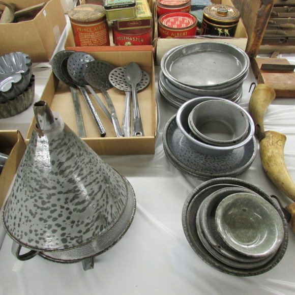 Image for Gallery/Estate and Train Auction: 10-12-17