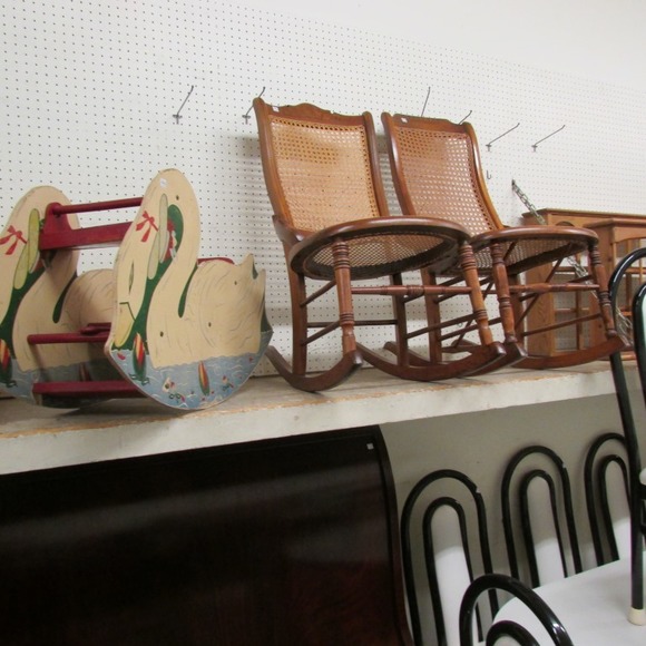 Image for Gallery/Estate and Train Auction: 10-12-17