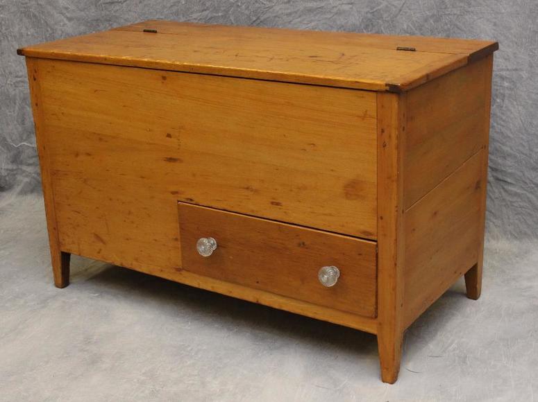 Image for Online Only - Nostalgic Treasures: 10-24-17