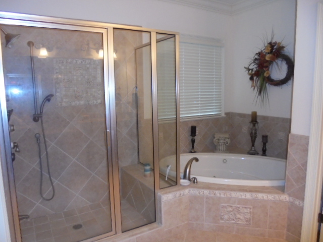 Image for Custom Built House (Lake Jeanette) & Estate Personal Property Auction