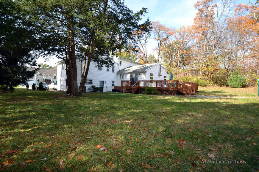 Pompton Plains, NJ 4 Bedroom Home