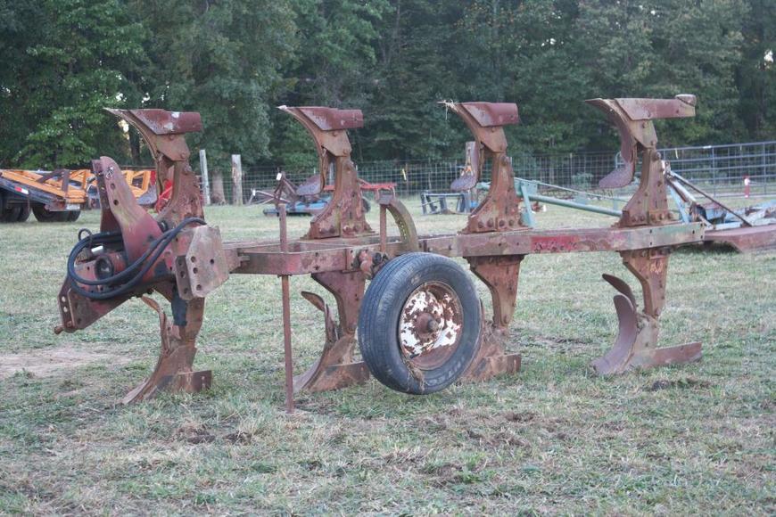 Image for Crossroads Donkey Farm Annual Consignment Auction