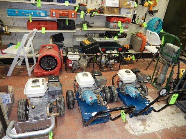 Image for Absolute Liquidation of Triple E Rentals Surplus