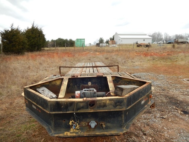 Image for Auction Of The Surplus Equipment Of Reaves Timber & Donald E. Reaves LLC Of Virginia
