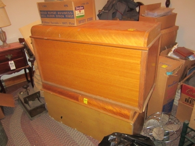 Image for Living Estate Auction  Robert & Virginia Seay