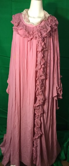 Image for Gallery/Estate, Vintage Clothing and Train Auction: 11-30-17