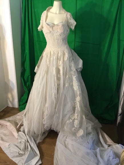 Image for Gallery/Estate, Vintage Clothing and Train Auction: 11-30-17