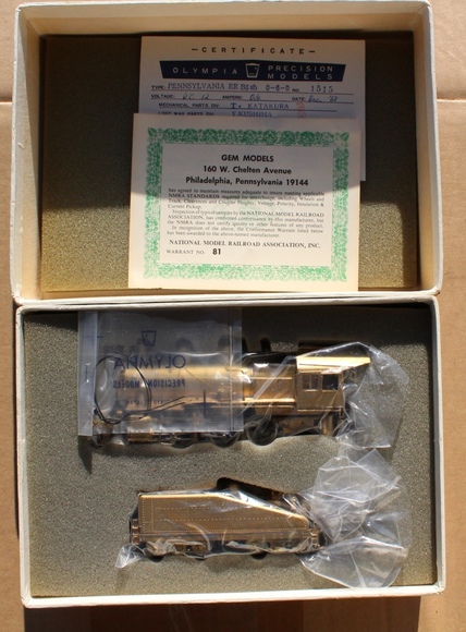 Image for Gallery/Estate, Vintage Clothing and Train Auction: 11-30-17