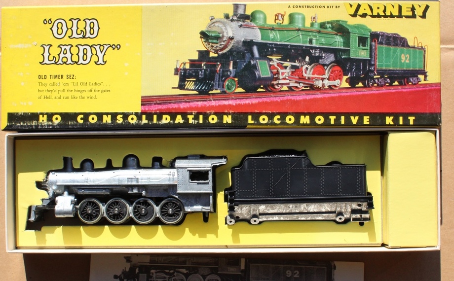 Image for Gallery/Estate, Vintage Clothing and Train Auction: 11-30-17