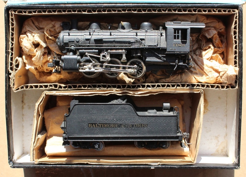 Image for Gallery/Estate, Vintage Clothing and Train Auction: 11-30-17