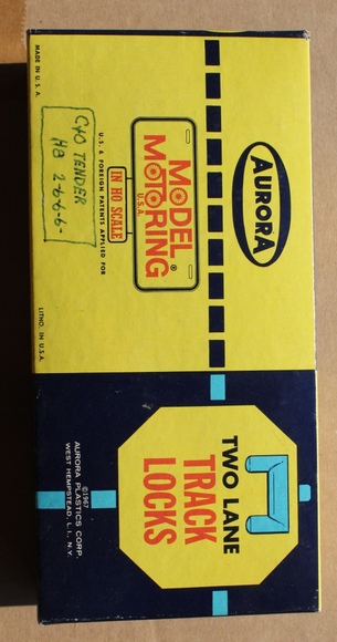 Image for Gallery/Estate, Vintage Clothing and Train Auction: 11-30-17