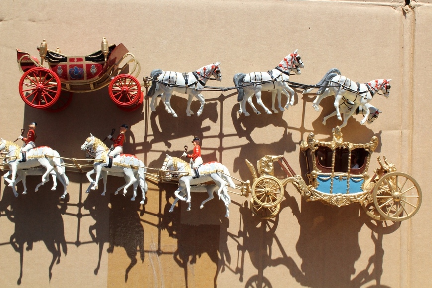 Image for Gallery/Estate, Vintage Clothing and Train Auction: 11-30-17